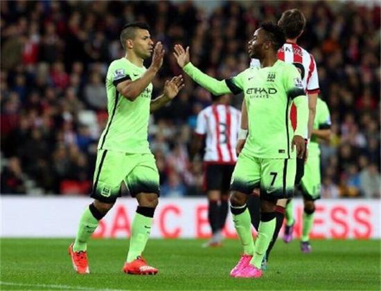 科林·吉莱斯皮在太阳队最新比赛中引起杜兰特的关注.